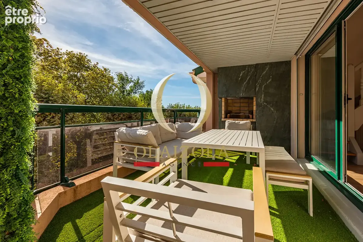 BIARRITZ / SAINT CHARLES - Appartement dernier étage avec vue dégagée - photo 3