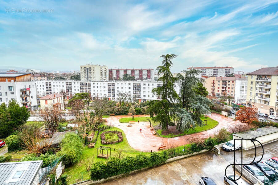 Appartement à VILLEURBANNE