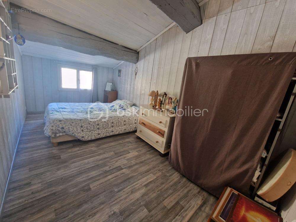 Maison de campagne avec cour et garage - photo 13