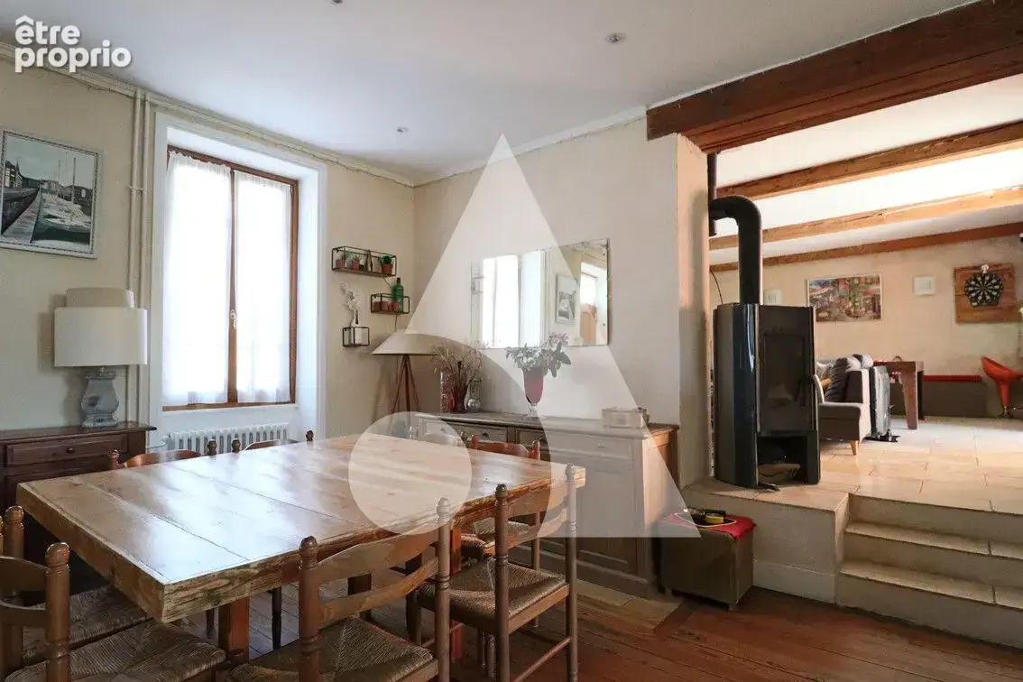 15 min lyon. a neyron.  maison de caractère - photo 6
