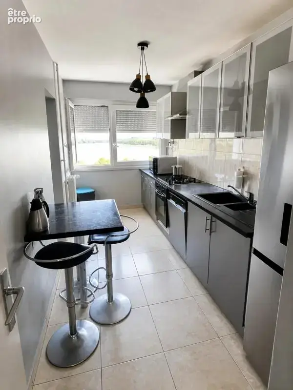 Appartement de 3 pièces de 69 m² à Melun - photo 3