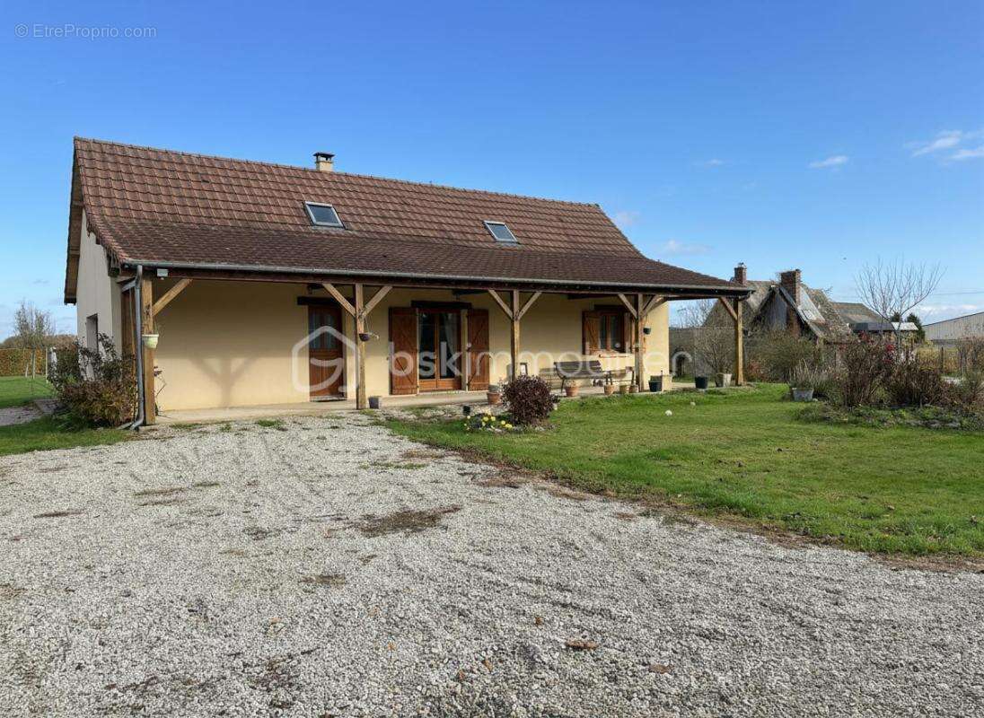 Maison à ORMES