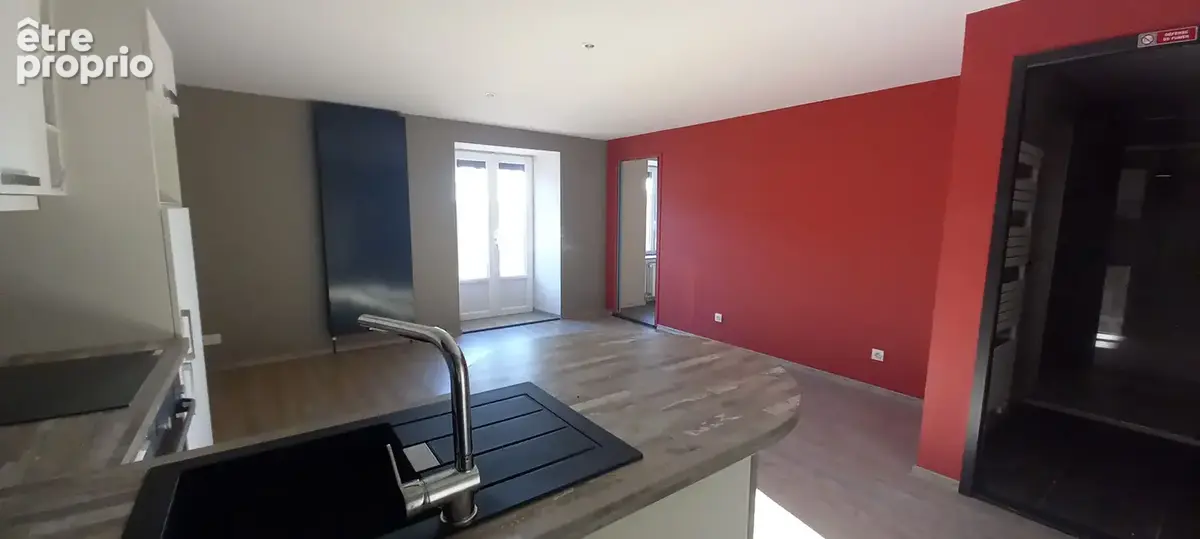 Appartement 45 m² avec balcon à Saint-Flour - photo 2
