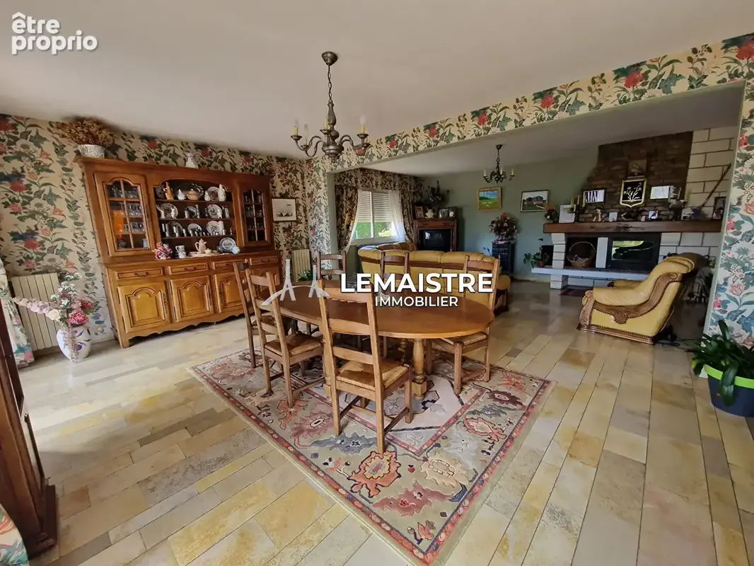Maison à vendre - proche St-Romain - 199 m² - Sous-sol complet - jardin et verger - photo 4