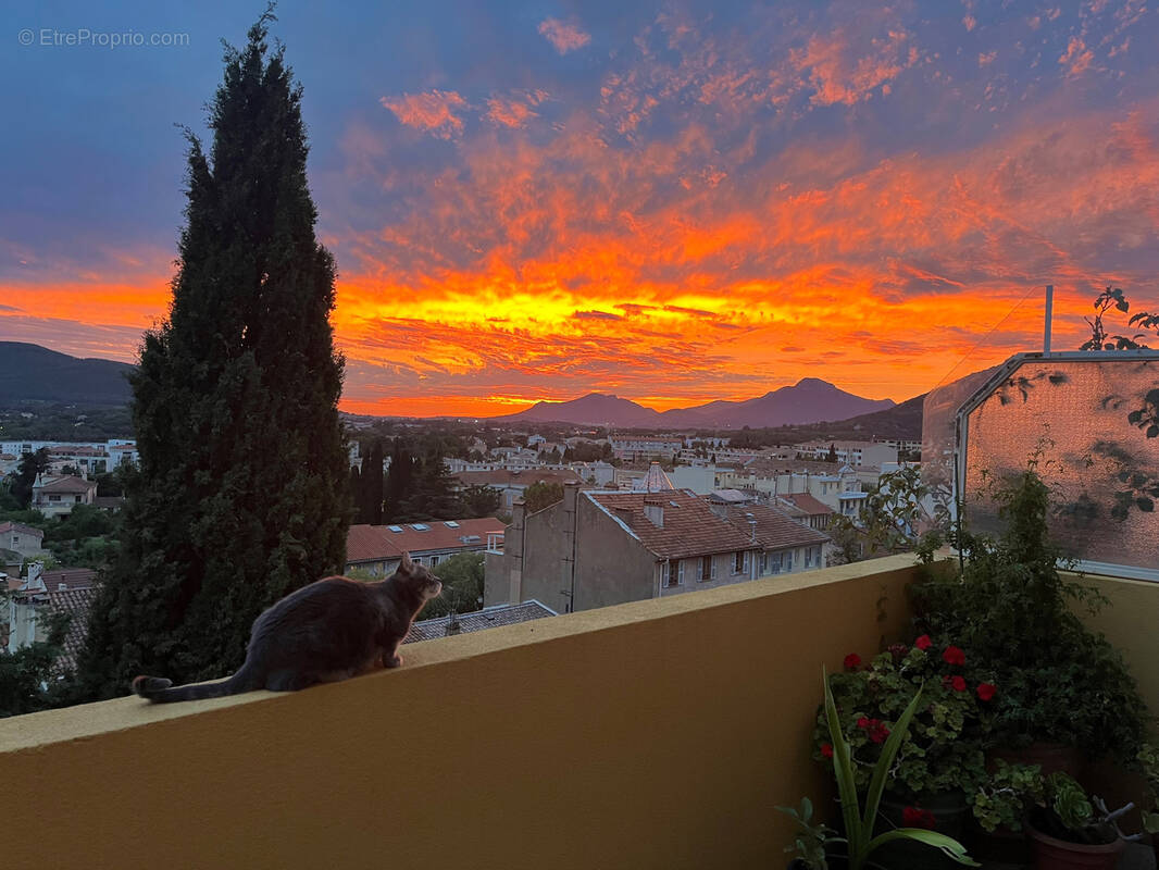 Appartement à HYERES