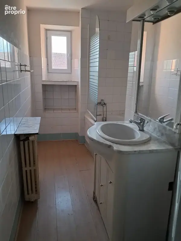 Maison de Bourg à Lubersac pleine de potentiel - photo 7