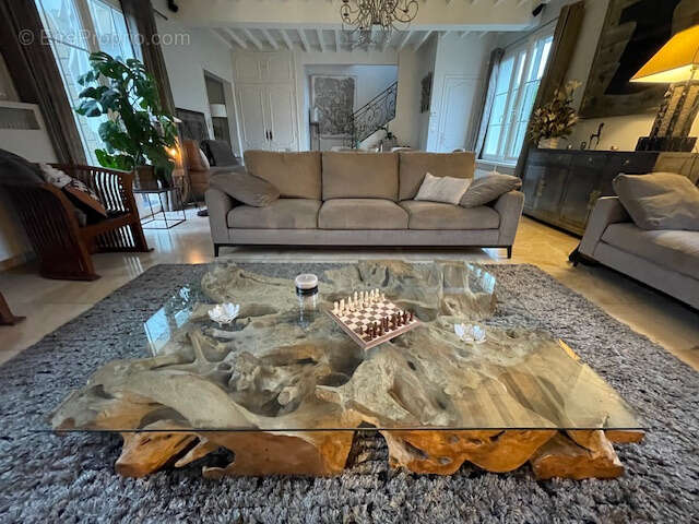 Maison à SAINT-MAUR-DES-FOSSES