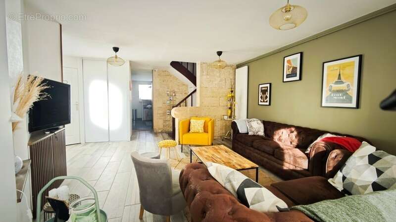 Maison à COLLEVILLE-MONTGOMERY