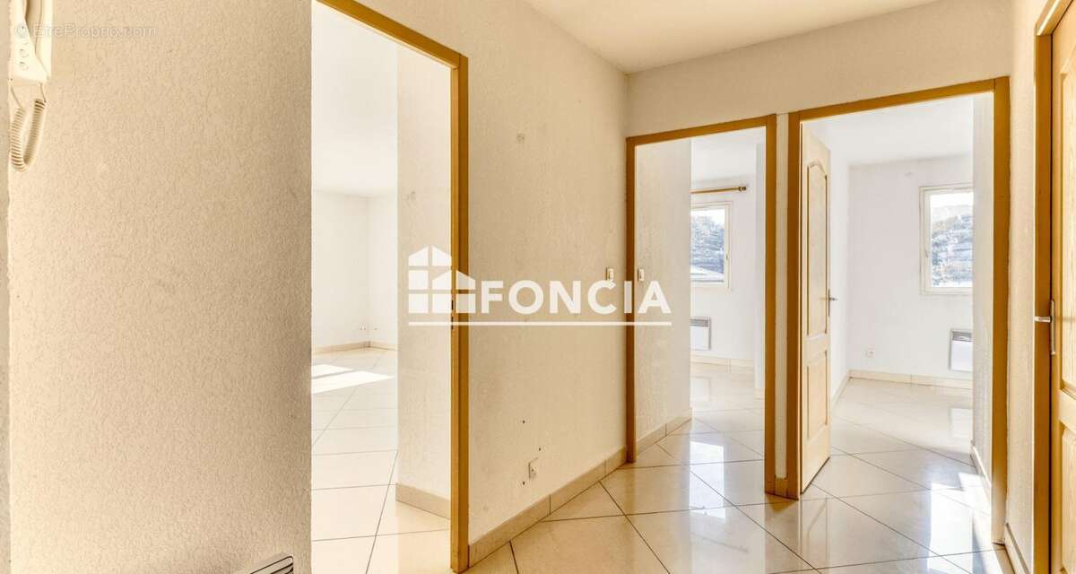 Appartement t3 lumineux avec cellier ! - photo 10