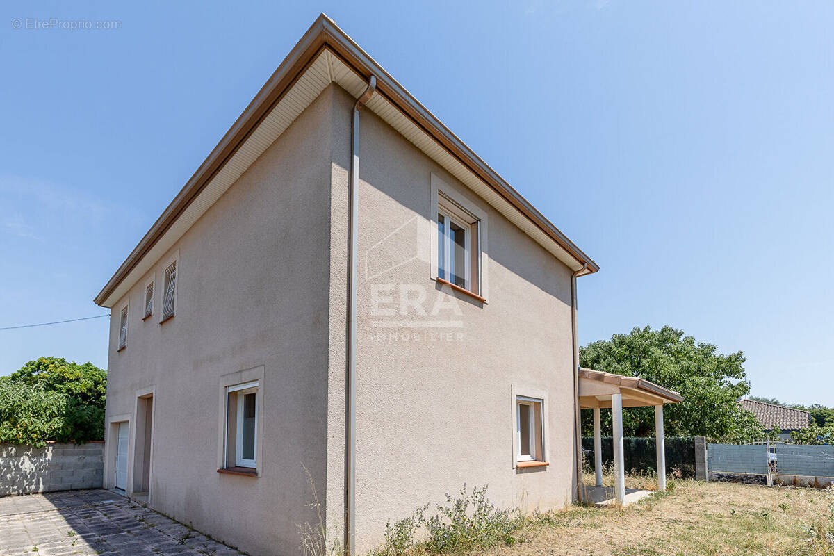 Maison à FONBEAUZARD