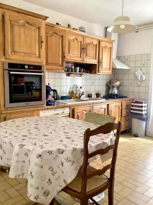 Maison à BAGNOLS-SUR-CEZE