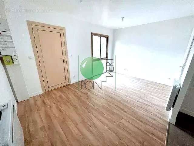 Appartement à LA FERTE-ALAIS