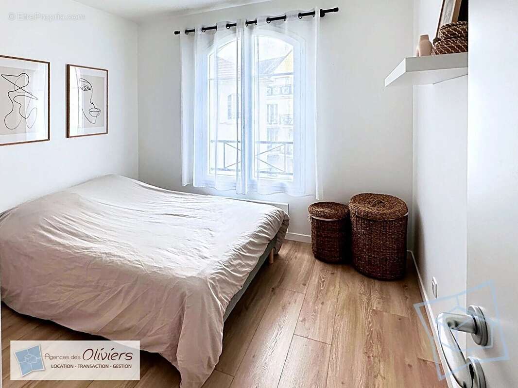 Appartement à VOISINS-LE-BRETONNEUX