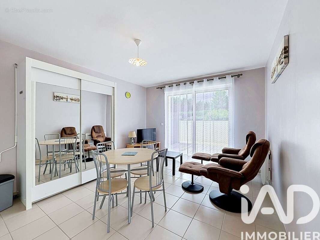 Maison 114 m² à Clam  - photo 6