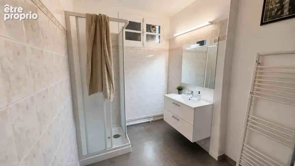 Maison de 6 pièces de 119 m² à Montluçon - photo 13