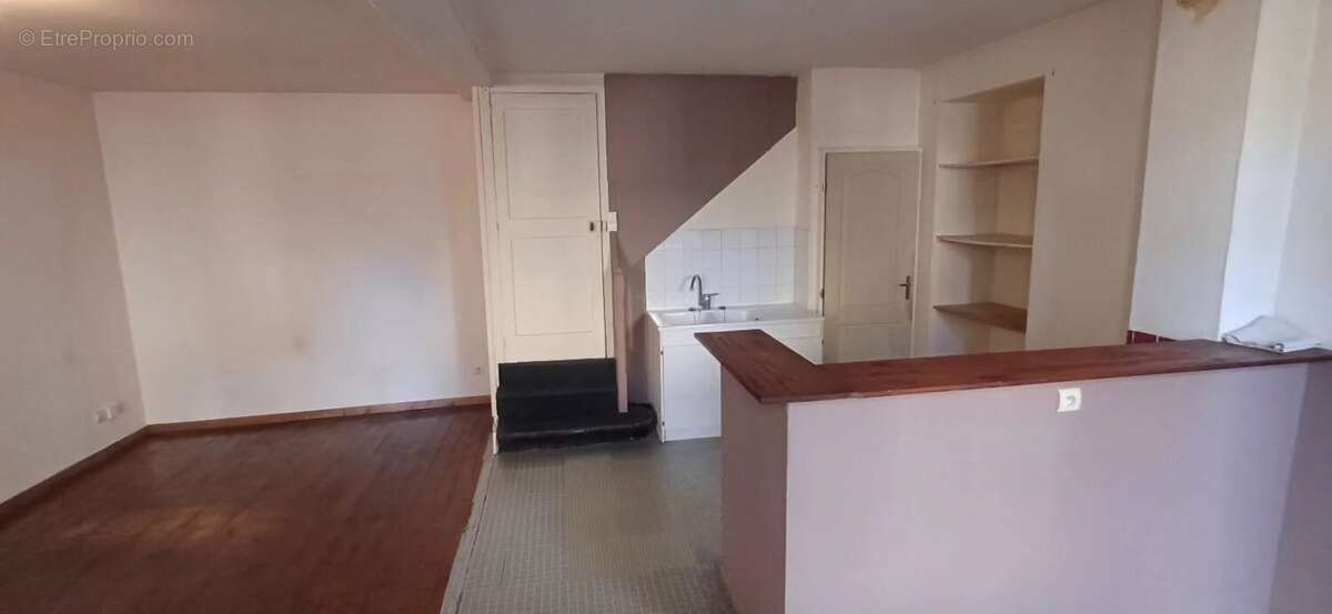 Maison à MONTALIEU-VERCIEU