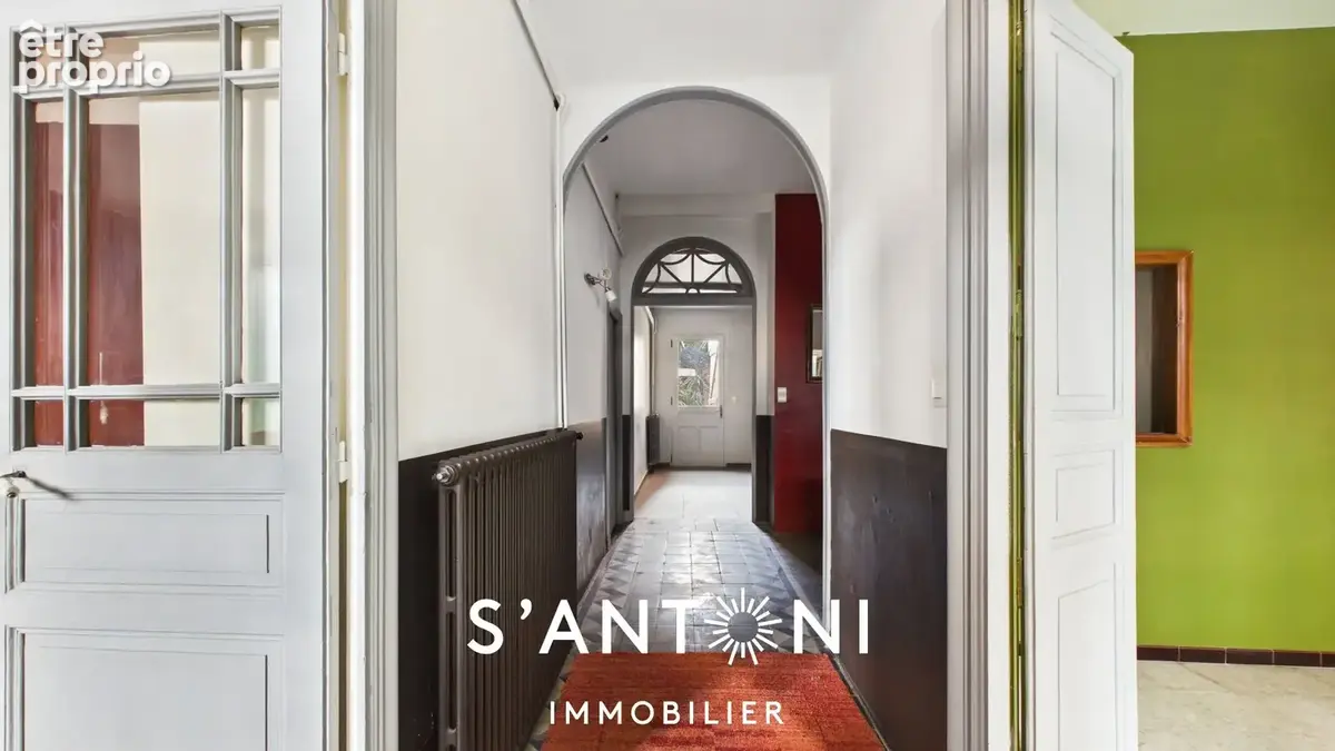 BESSAN: Maison de caractère de 298 m² avec cour intérieure  8 chambres - photo 3