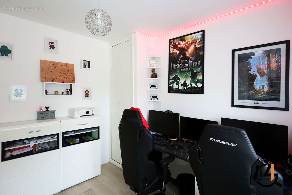 Appartement à RESTINCLIERES