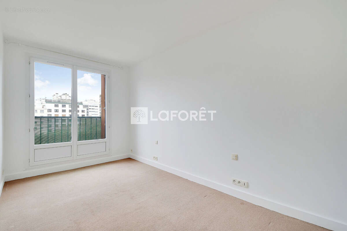 Appartement à PARIS-15E