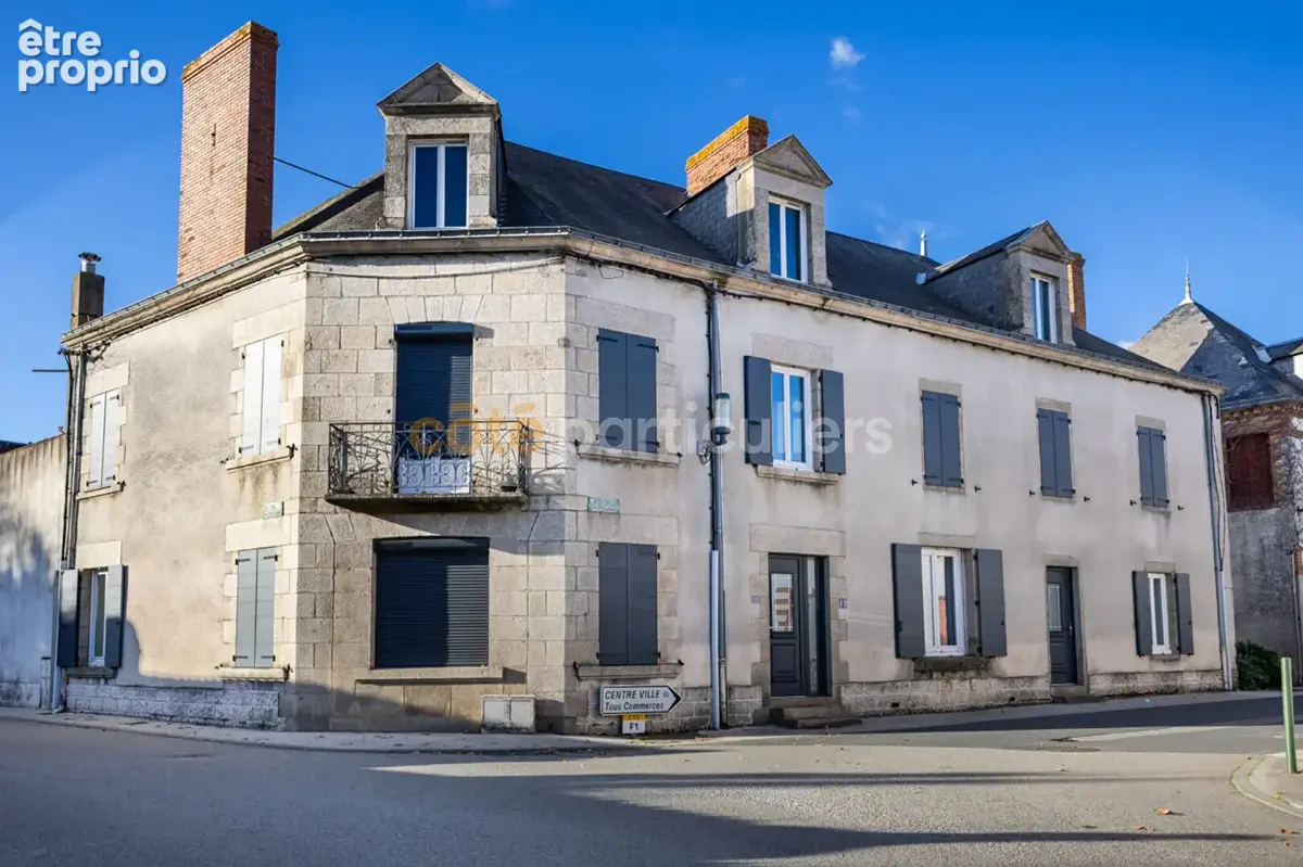 Vieillevigne -- Grande maison familiale 360m² -- 7 chambres -- 200m² dépendances aménageables -- Centre bourg proche commerces - photo 3