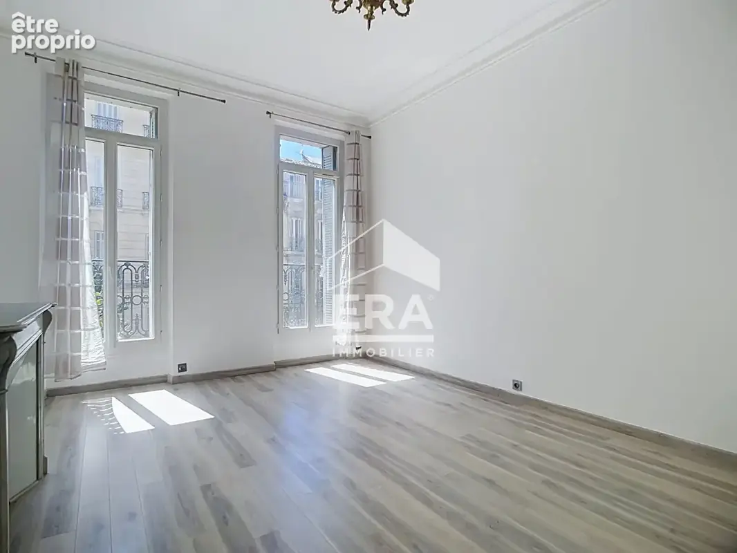 Appartement T4 de 116 m²  - Notre Dame du Mont - Marseille 13006 - photo 10
