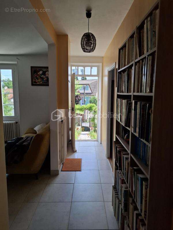 Maison à SAINT-CHERON