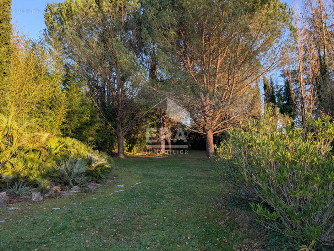 Maison à MONTPON-MENESTEROL