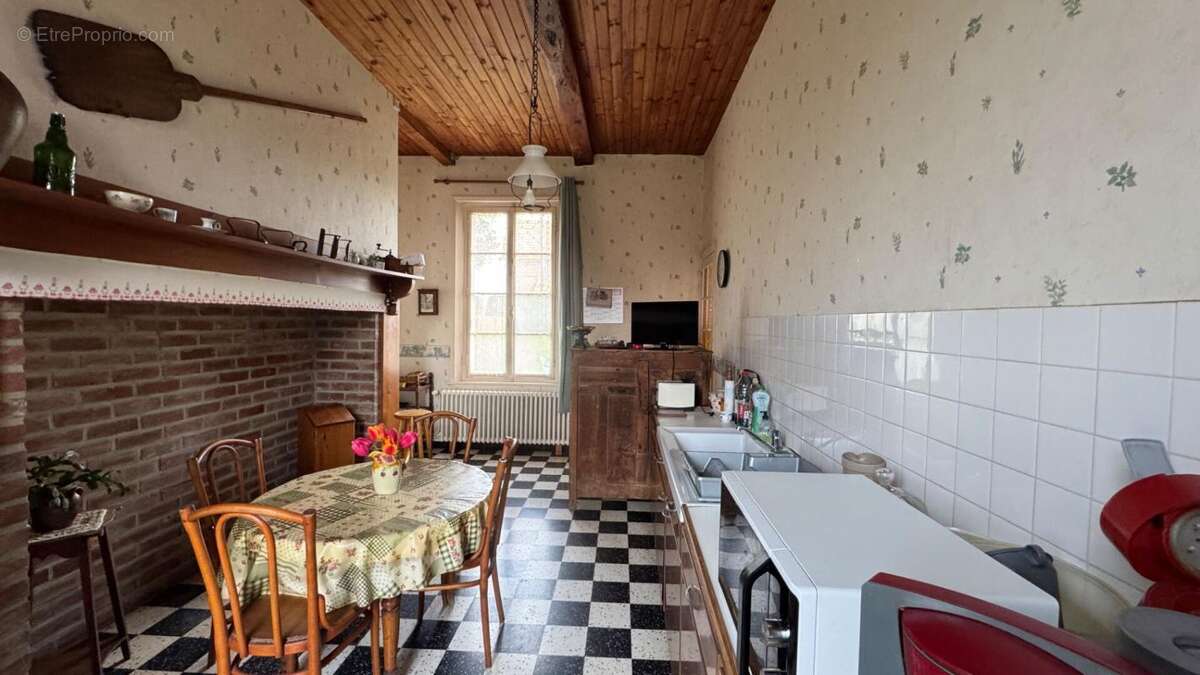 Maison à FRIAUCOURT