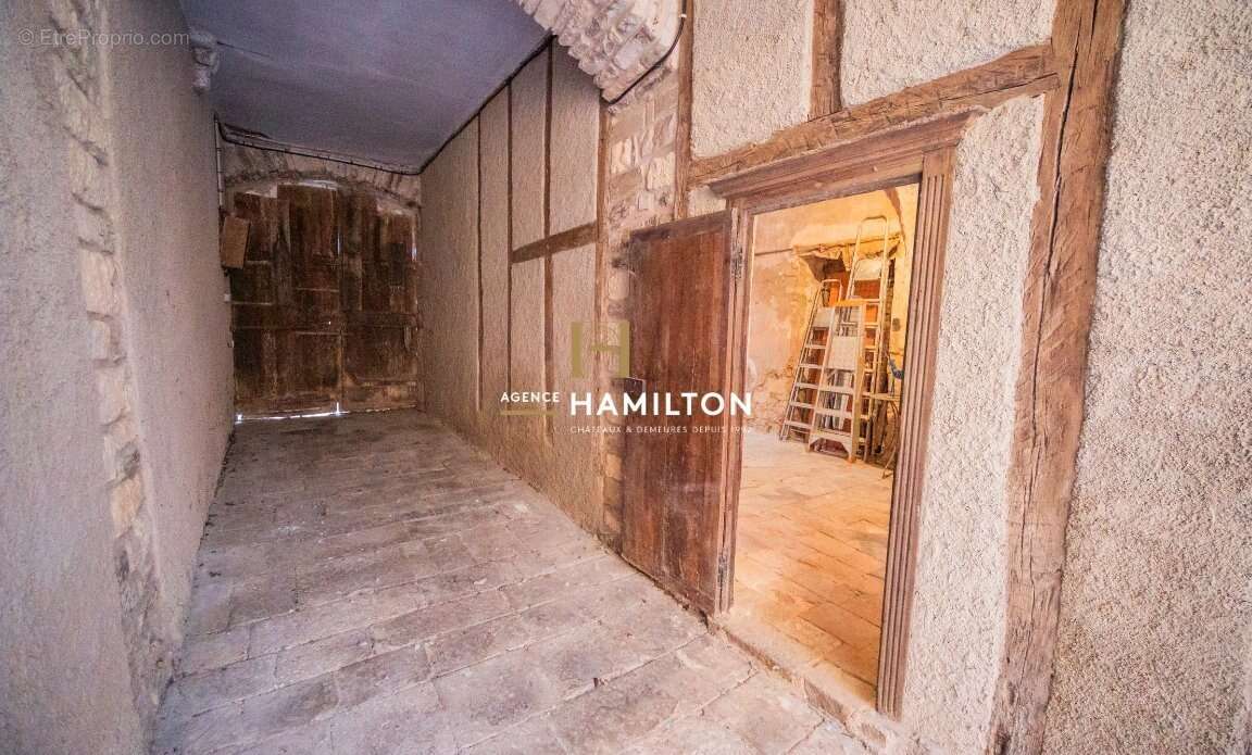 Maison à CORDES-SUR-CIEL