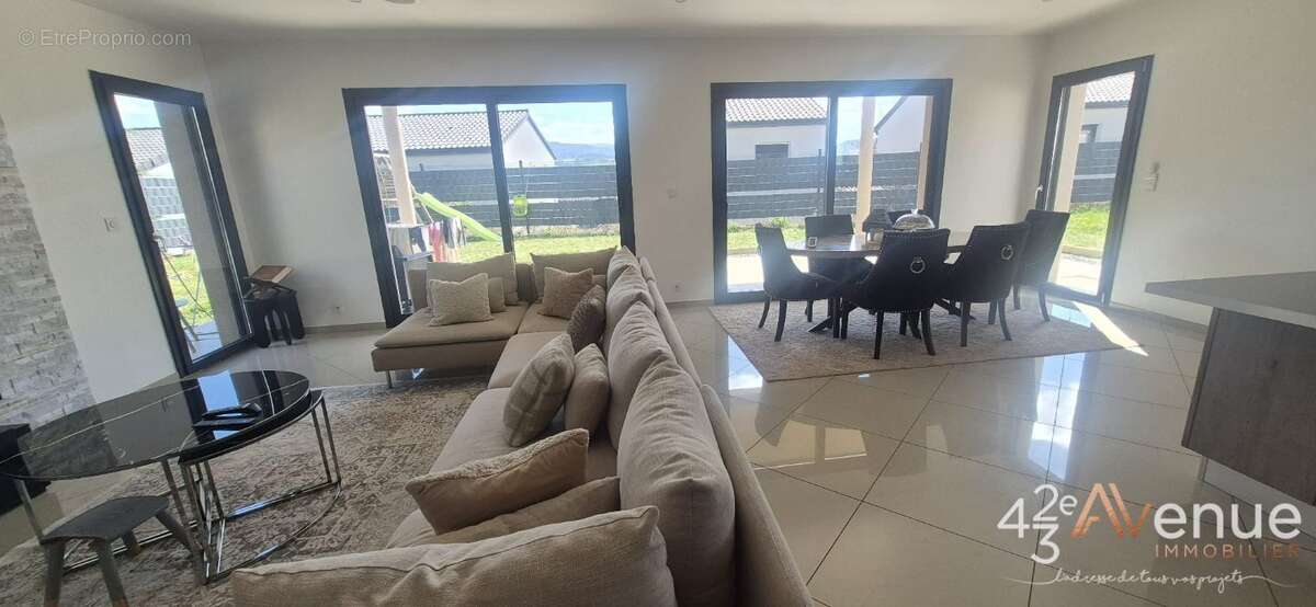 Maison à LA RICAMARIE