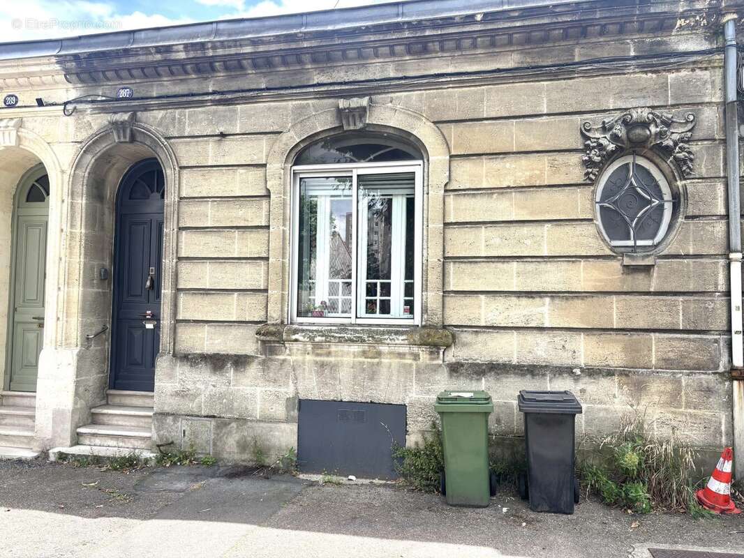 Maison 64 m² à Begles  - photo 3