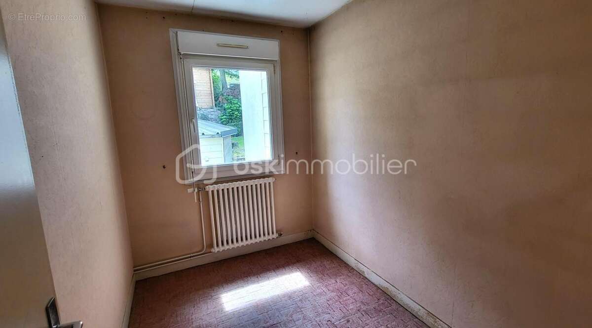 Maison à SAINT-SEVER-CALVADOS