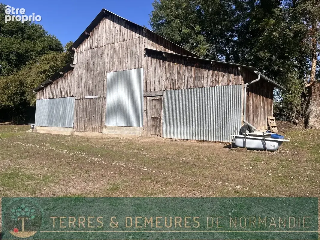 Propriété normande de caractère sur 4 hectares de terrain et dépendance, Vue époustouflante proche de Lisieux (14100) - photo 16