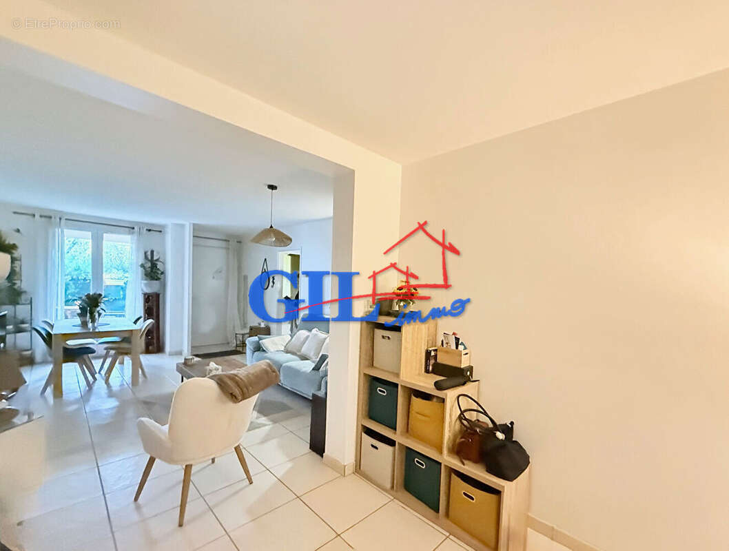 Appartement Savigny Le Temple 2 pièce(s) 47 m2 - photo 4