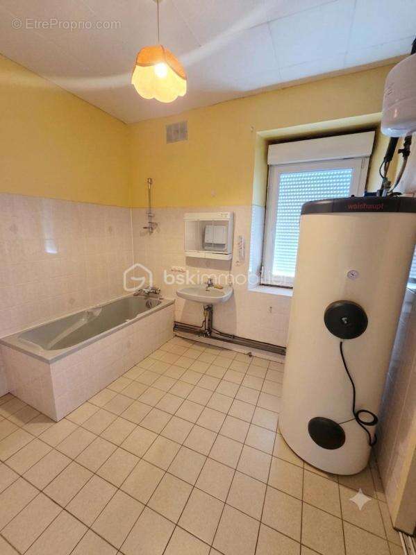 Maison de caractère de 120 m² sur terrain arboré de 575 m² - photo 10