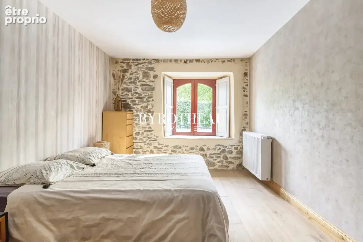 Maison 8 pièces 295 m² à vendre à Segre (49500) - photo 9