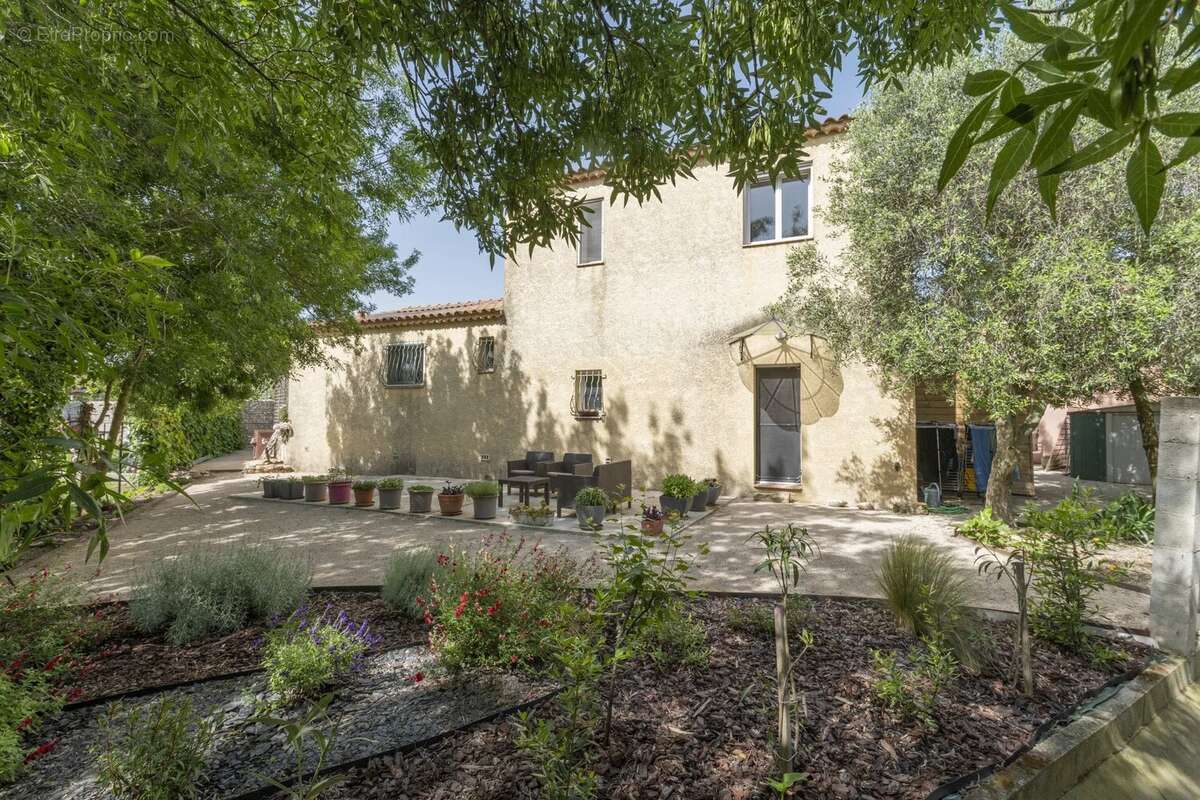 Maison à ARLES