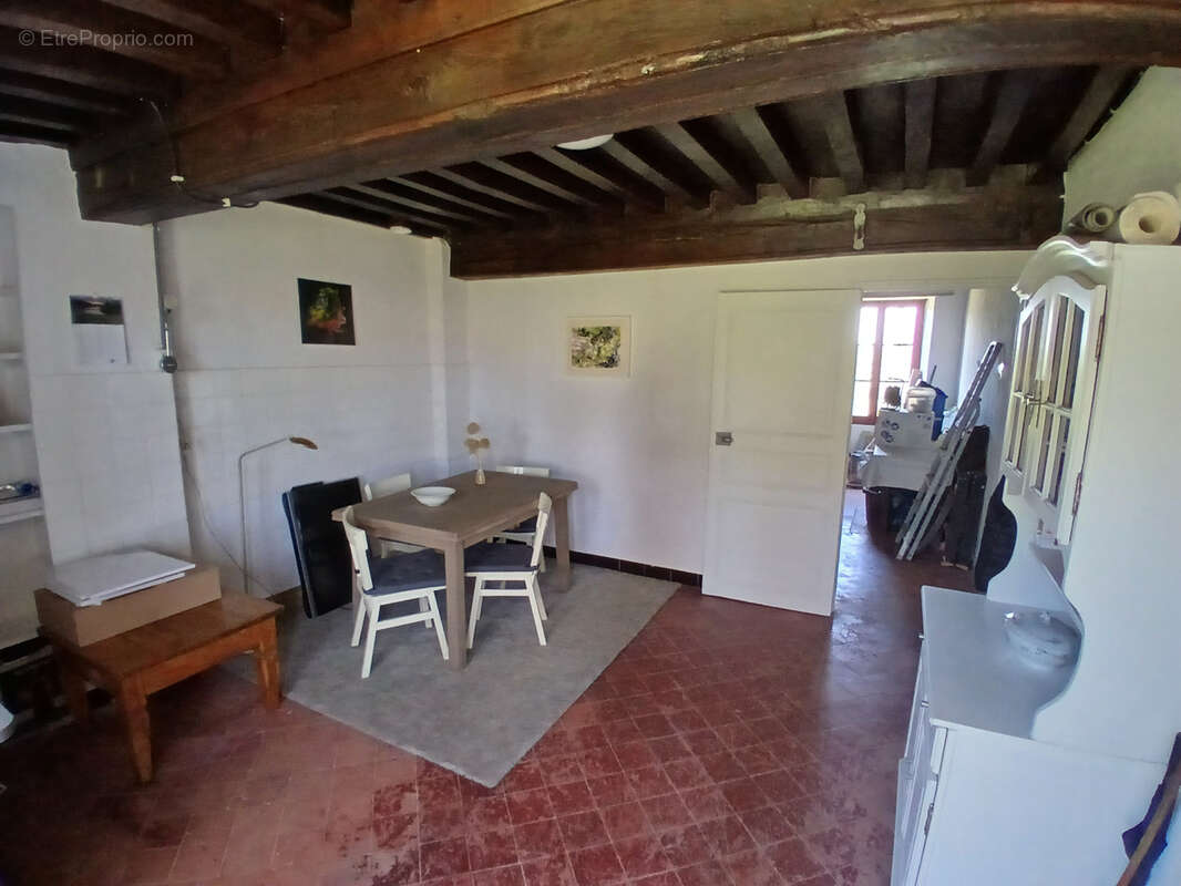 Maison à CHASTELLUX-SUR-CURE