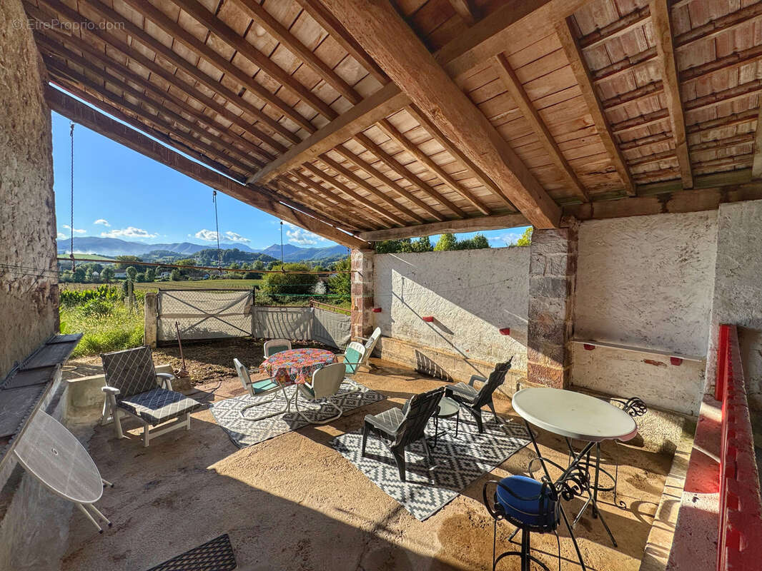 Maison à SAINT-JEAN-PIED-DE-PORT