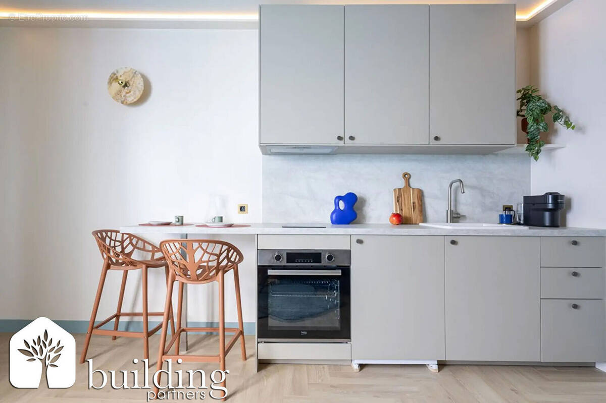 Appartement à PARIS-17E