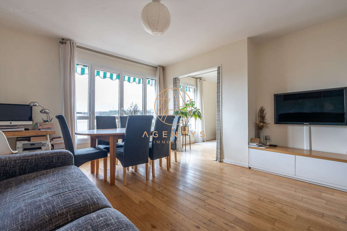 Appartement à NOGENT-SUR-MARNE