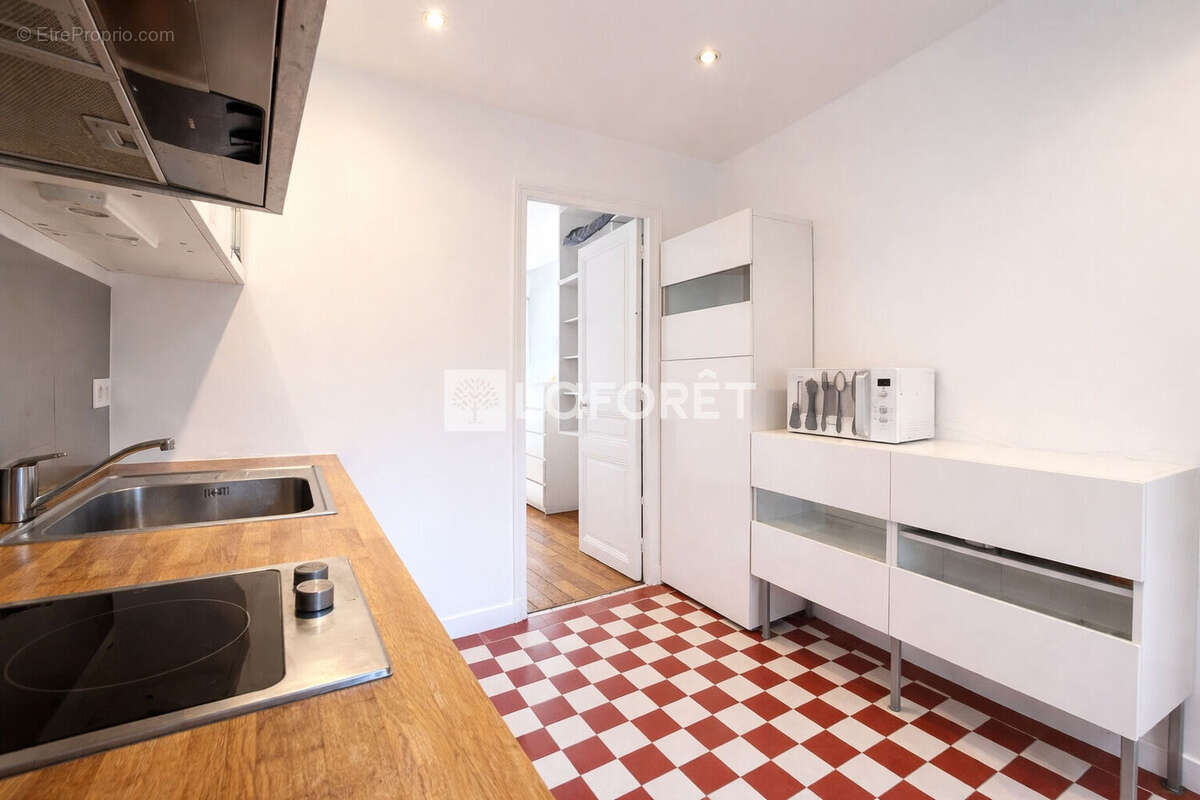 Appartement avec balcon et vue dégagée - Paris 15ème - photo 4