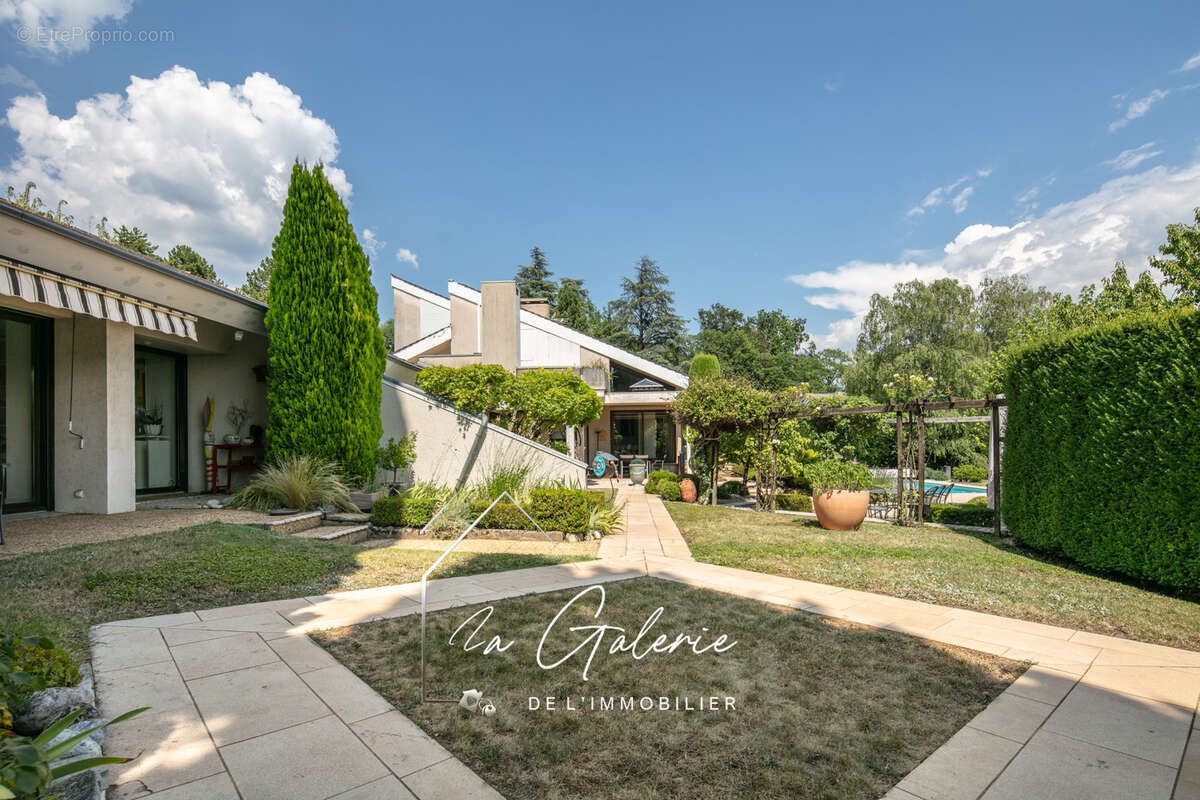 Propriete d'exception de 470 m2 a meylan - photo 12