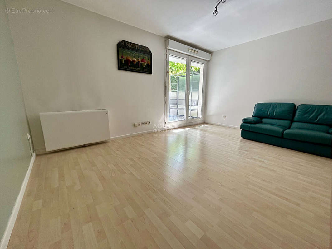 Appartement Carrieres Sous Poissy 2 pièce(s) 44 m2 - photo 3