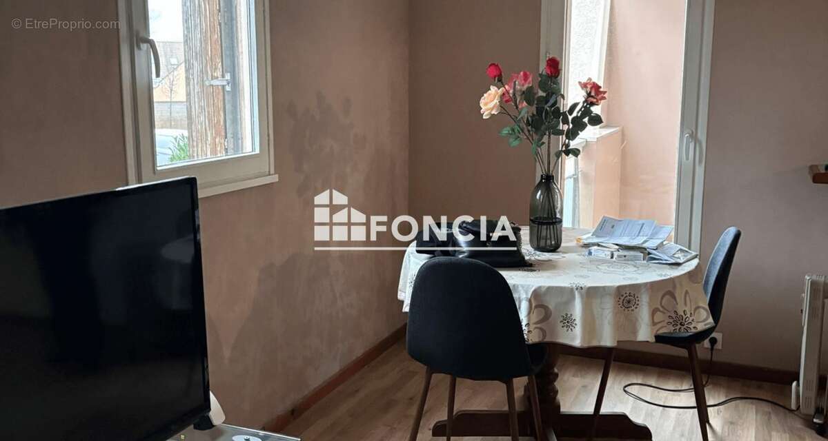 Appartement à PONTAULT-COMBAULT