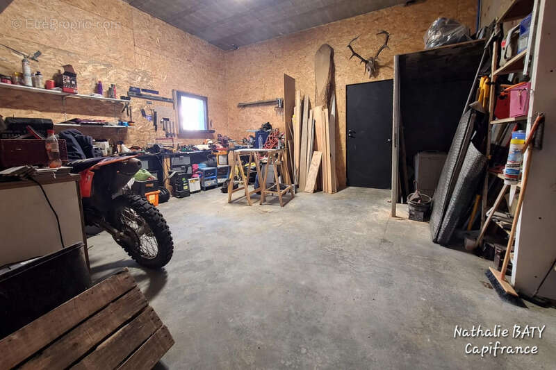 Rare à Val de Chaise: Grande maison familiale de 182 m² habitables + Annexe + Terrain piscinable - photo 12