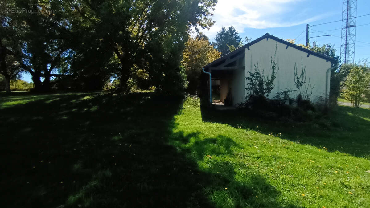 Maison à LA COQUILLE