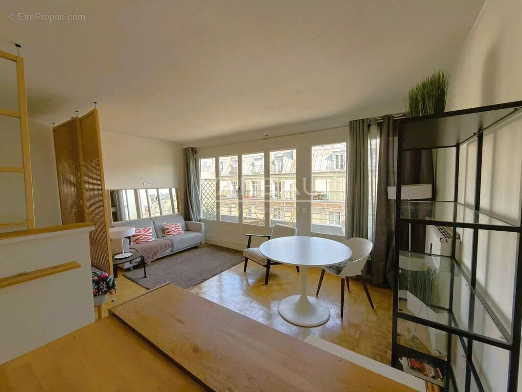 Appartement à PARIS-12E