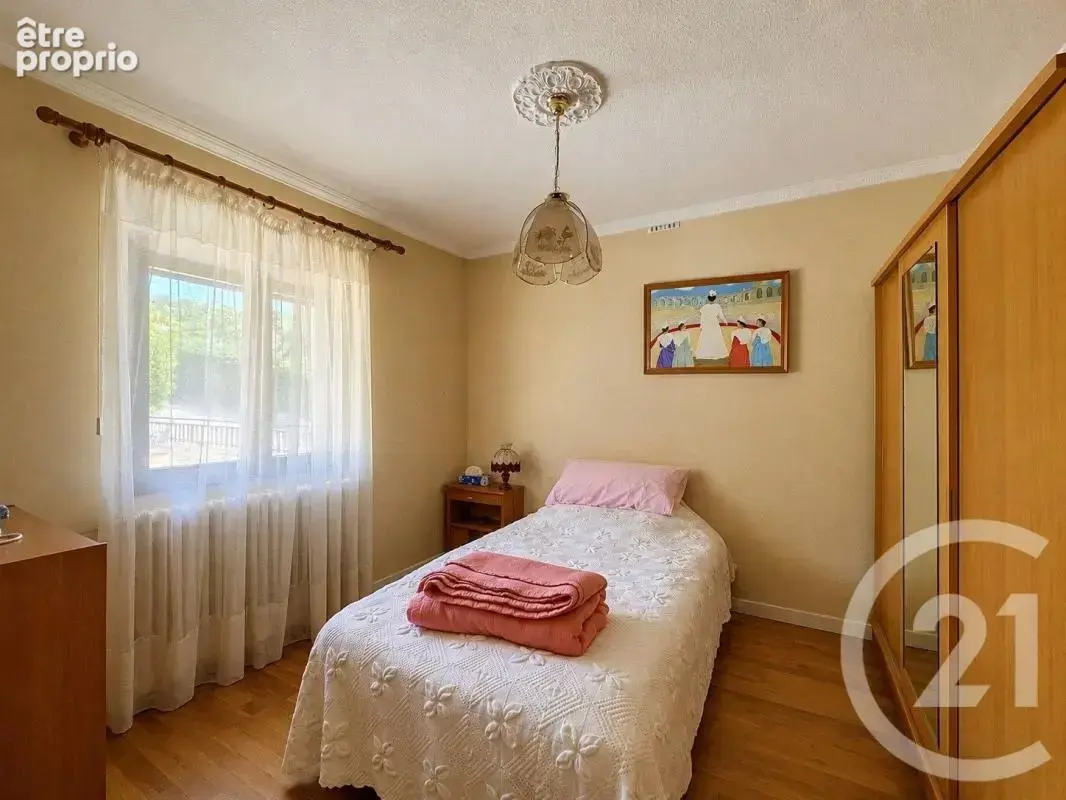 Maison 78 m² à Givors  - photo 9