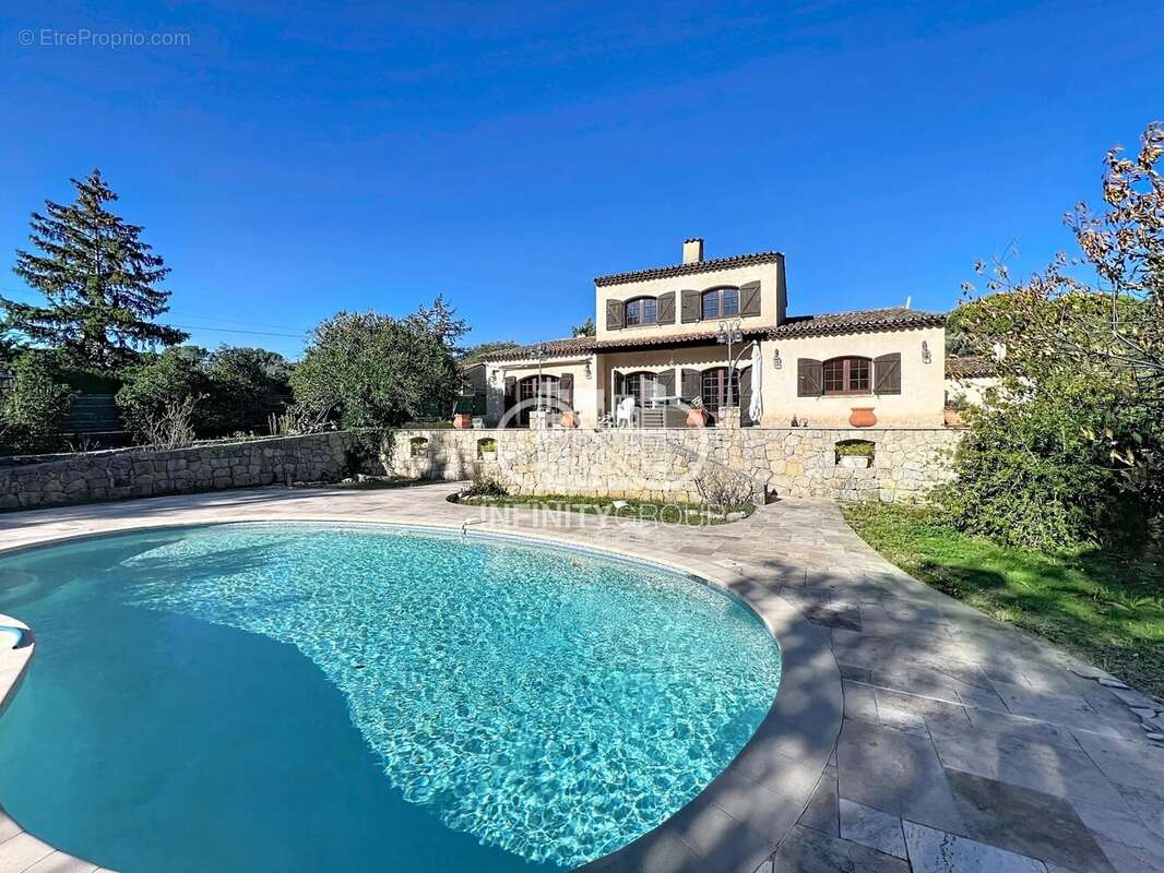 Appartement à GRASSE